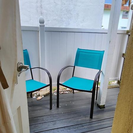Cozy Beach Rental 1B/1B St. Pete Beach Exteriör bild